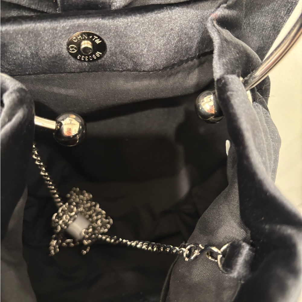 NWT House of Harlow 1960 Black Bow Clutch/Crossbody - Picture 6 of 7